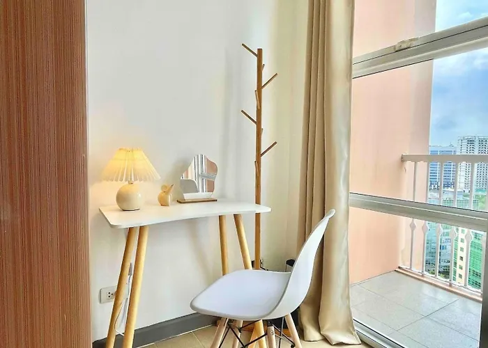 Spacious Bgc Retreat Near Venice #vlra24e Manila
